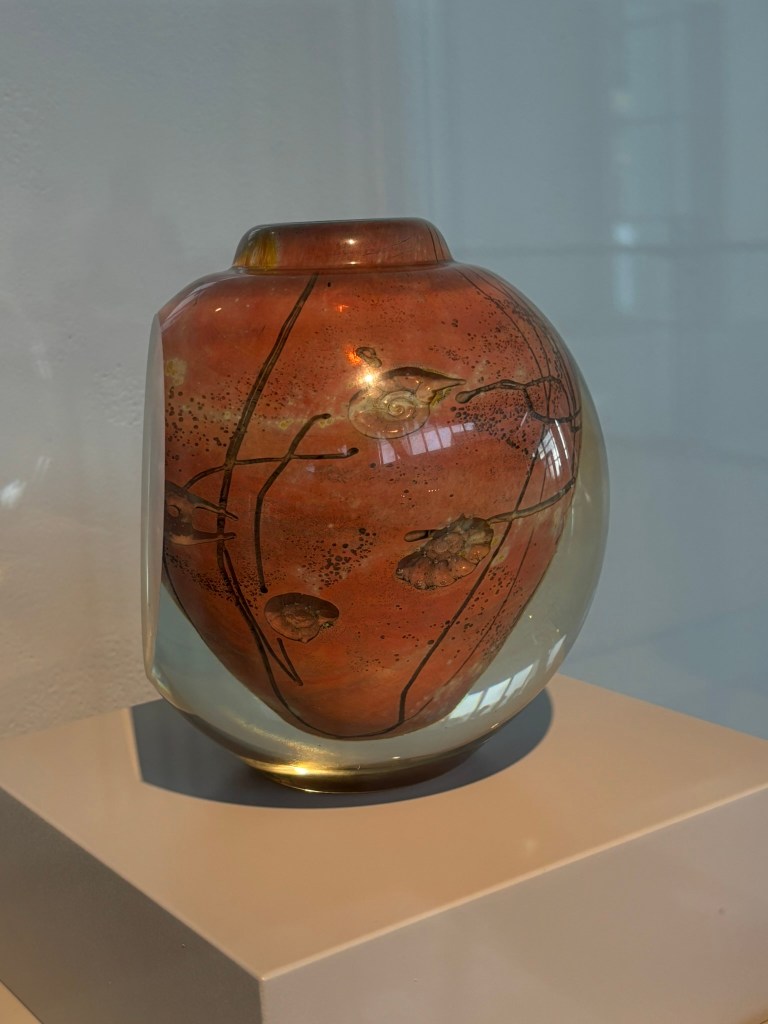 Side view and close up of Threshold
